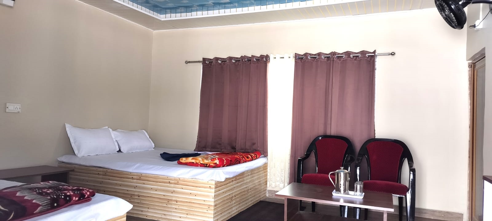 Deluxe Room (Four Bedded Tea Garden Facing)